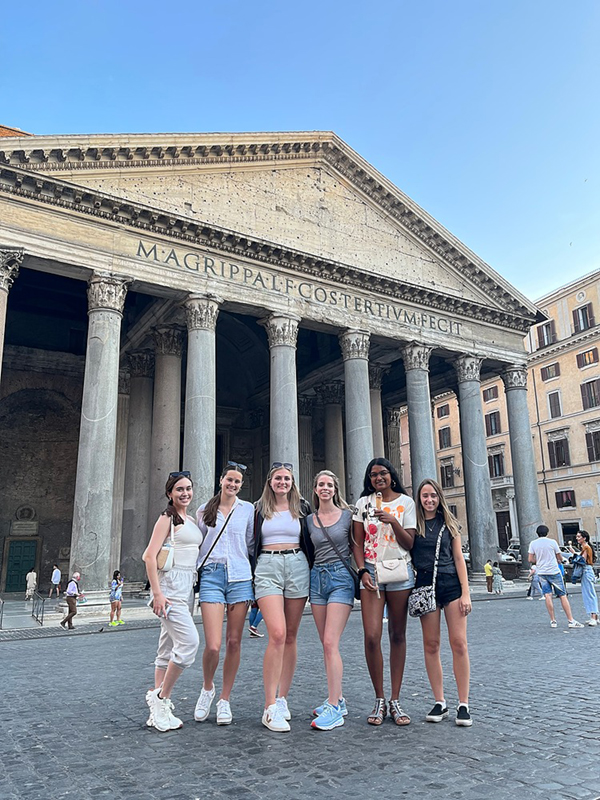 Why I Chose to Study + Intern Abroad with CEA CAPA in Rome