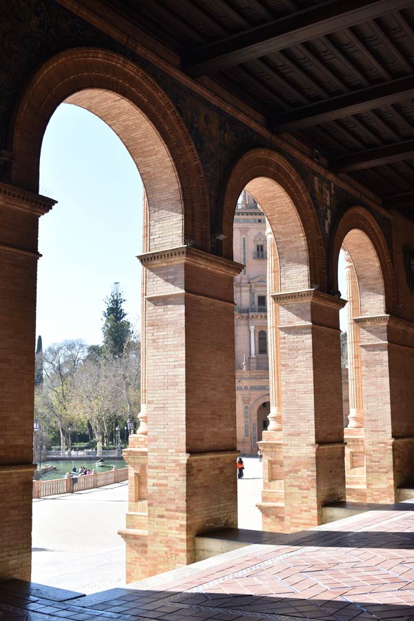 Entryway of Plaza de España Arches in Plaza de España