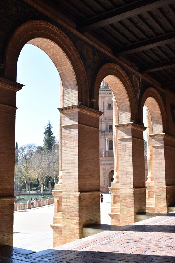 Arches in Plaza de España